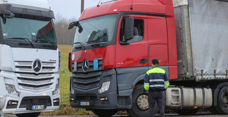 Кубракоў расказаў аб перамяшчэнні літоўскіх фур, рэакцыі іх вадзіцеляў і дзеяннях экіпажаў ДАІ