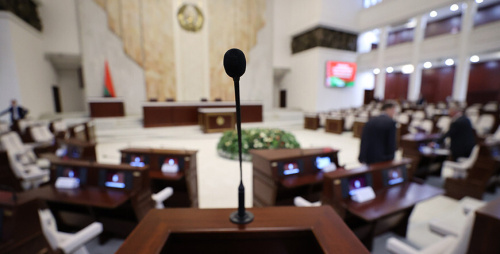 Дэпутаты прынялі ў двух чытаннях законапраект па пытаннях адміністрацыйнай адказнасці