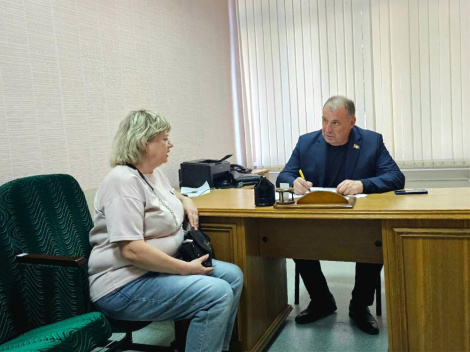 Асабістая адказнасць і сумесная праца — дэвіз работы ў акрузе дэпутата Віталя Уткіна