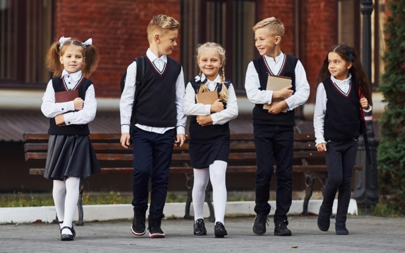 Мінадукацыі заканадаўча замацавала патрабаванні да дзелавога стылю адзення