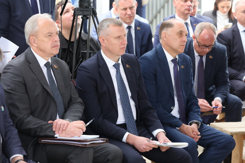 255989-19.JPG 255989-19.JPG