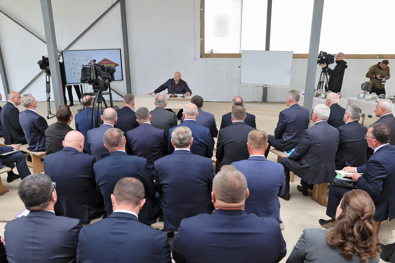 255989-14.jpg 255989-14.jpg