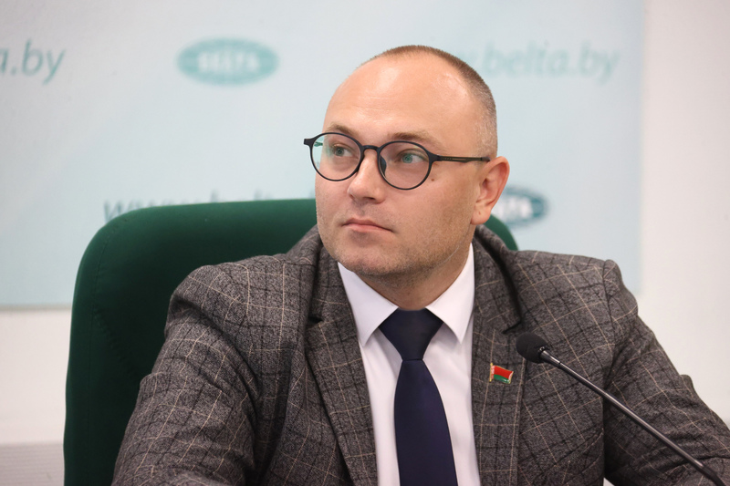 семенов.jpg